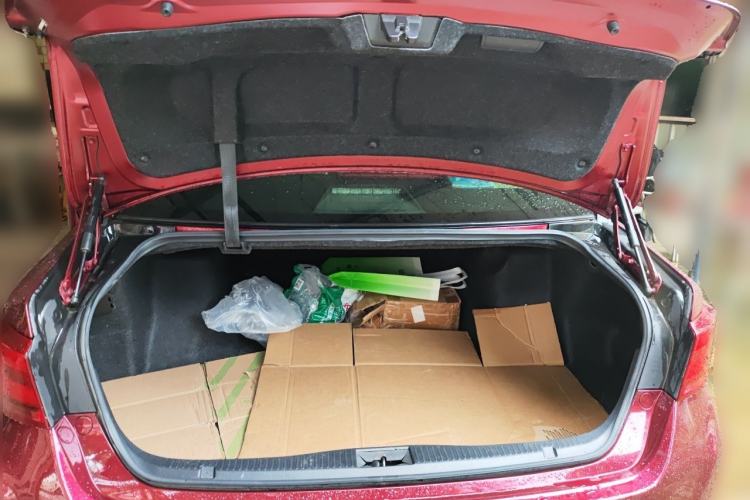 Used Toyota Crown 2015 2.0T Fashion Edition Trunk