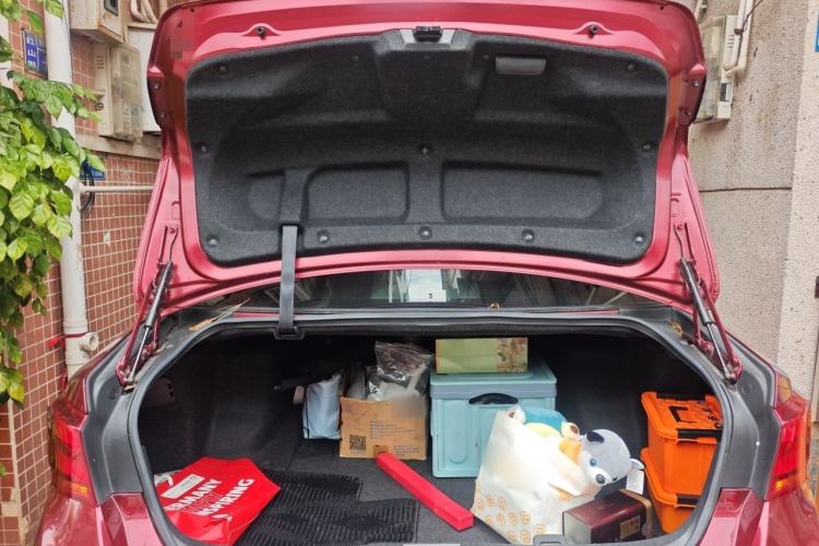 Used Toyota Crown 2015 2.0T Fashion Edition Trunk