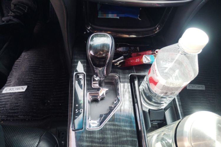 Used Toyota Crown 2015 2.5L Smart Edition Gear Lever