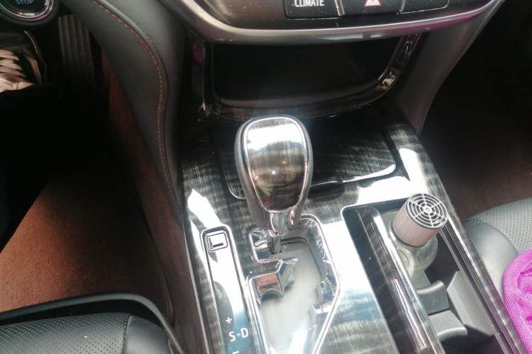 Used Toyota Crown 2015 2.5L Smart Edition Gear Lever