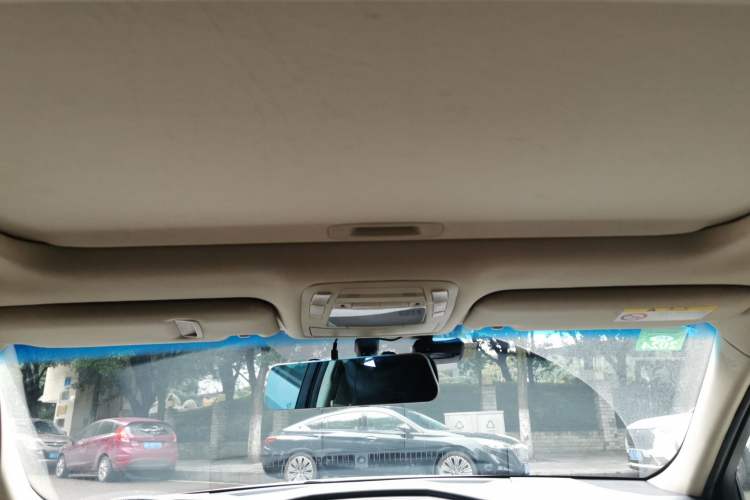 Used Toyota Crown 2015 2.0T Fashion Edition Headliner