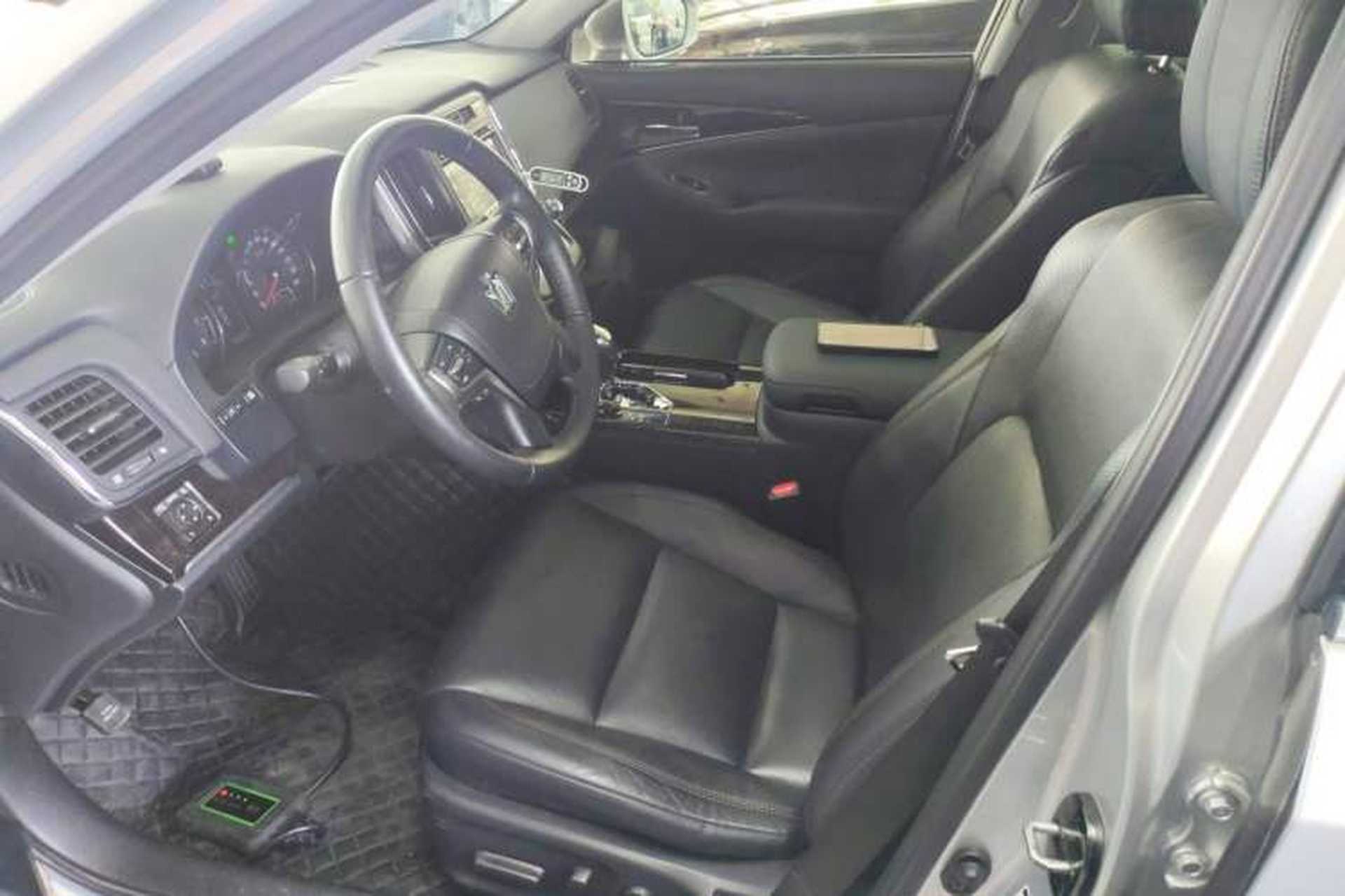 Used Toyota Crown 2015 2.0T Fashion Edition Left Front Seat