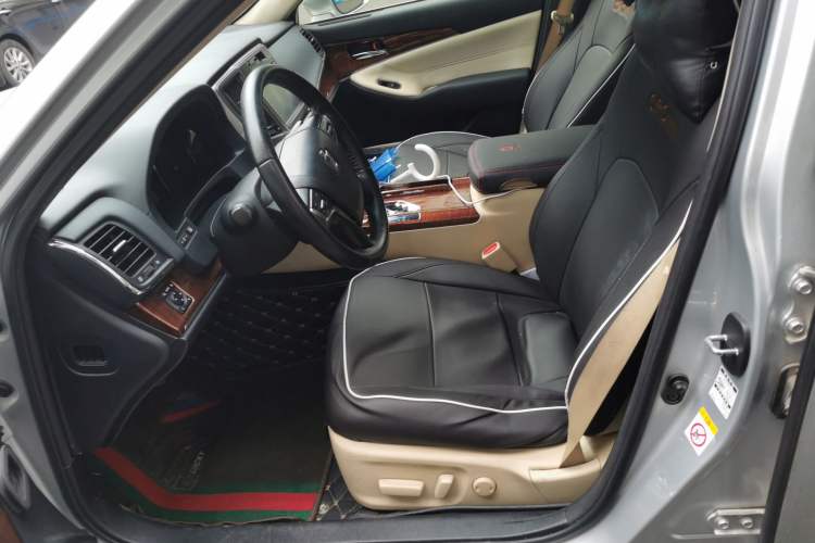 Used Toyota Crown 2015 2.0T Fashion Edition Left Front Seat