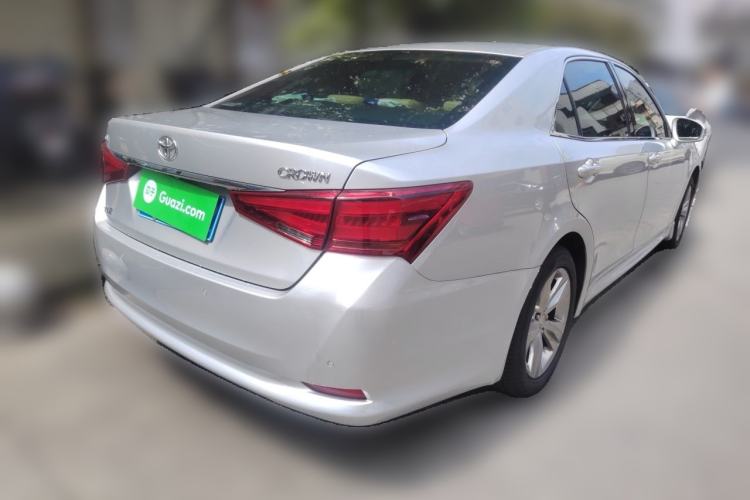 Used Toyota Crown 2015 2.5L Smart Edition Rear Right 45 Deg