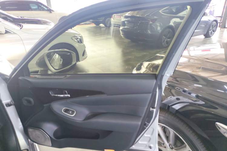 Used Toyota Crown 2015 2.0T Fashion Edition Right Front Door Interior
