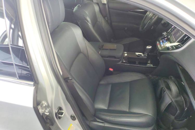 Used Toyota Crown 2015 2.0T Fashion Edition Right Front Seat