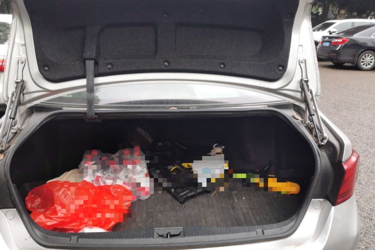 Used Toyota Crown 2015 2.0T Fashion Edition Trunk