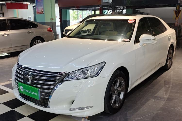 Used Toyota Crown 2015 2.5L Smart Edition Guazi used car, China used car export, Used car for sale, Used  cars, Cheapest cars for sale