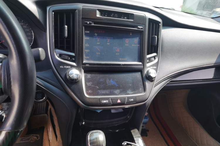 Used Toyota Crown 2015 2.0T Fashion Edition Audio And AC Panel