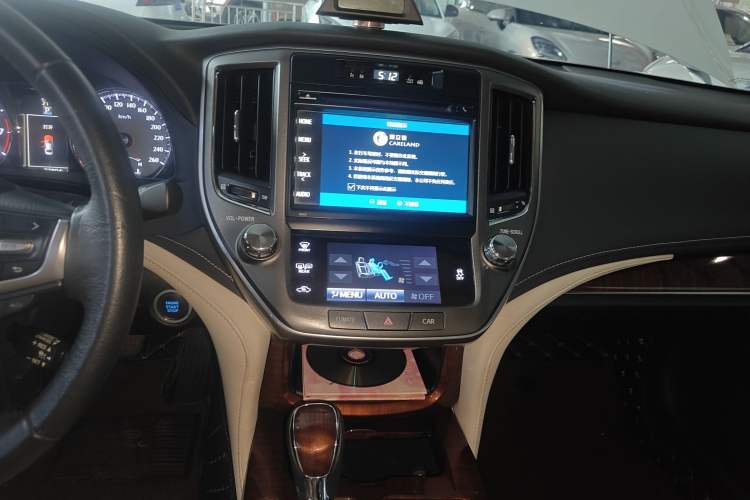 Used Toyota Crown 2015 2.5L Smart Edition Audio And AC Panel