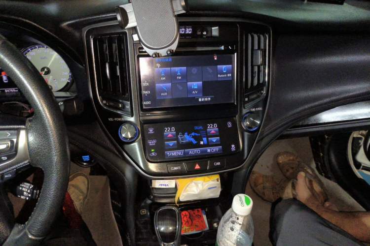 Used Toyota Crown 2015 2.0T Fashion Edition Audio And AC Panel