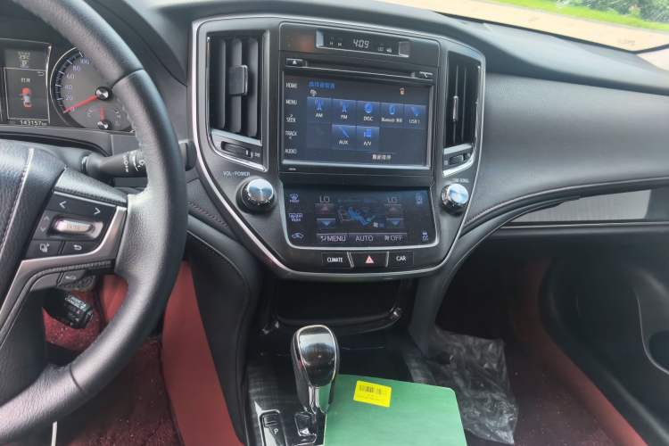 Used Toyota Crown 2015 2.0T Fashion Edition Audio And AC Panel