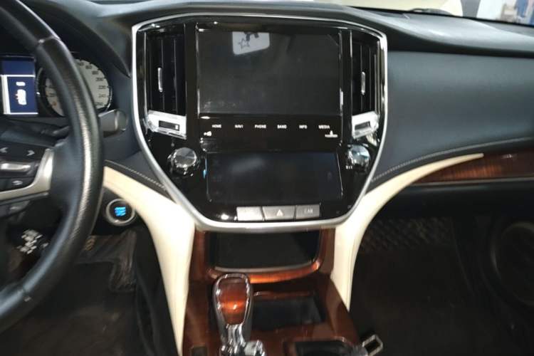 Used Toyota Crown 2015 2.5L Smart Edition Audio And AC Panel