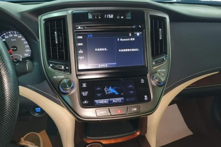 Used Toyota Crown 2015 2.0T Pioneer Edition Audio And AC Panel