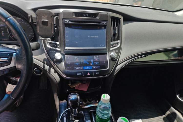 Used Toyota Crown 2015 2.5L Smart Edition Audio And AC Panel