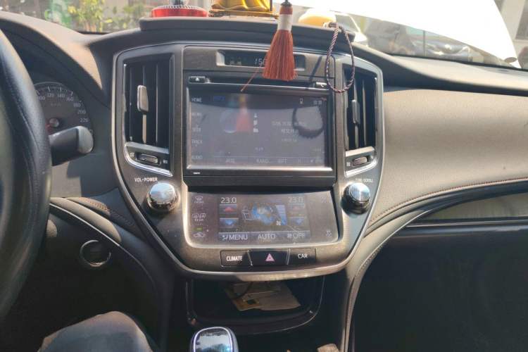 Used Toyota Crown 2015 2.0T Fashion Edition Audio And AC Panel