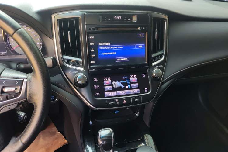 Used Toyota Crown 2015 2.0T Fashion Edition Audio And AC Panel