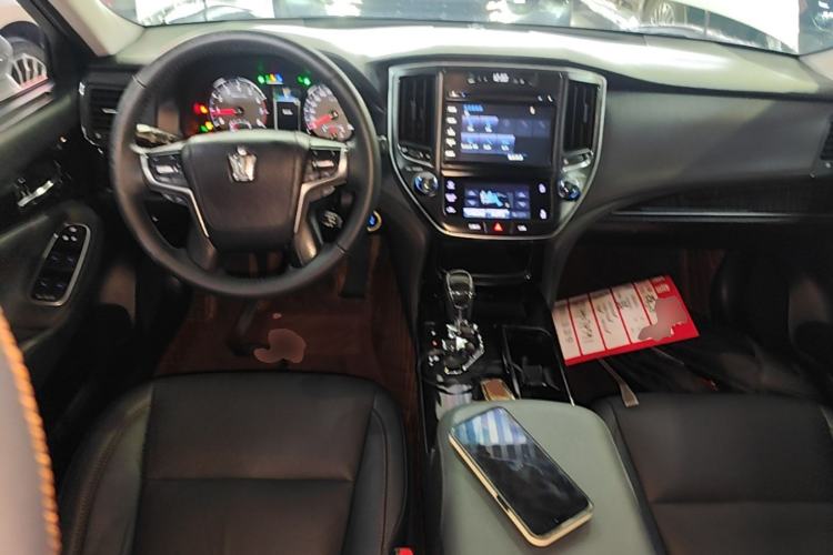 Used Toyota Crown 2015 2.0T Fashion Edition Center Console