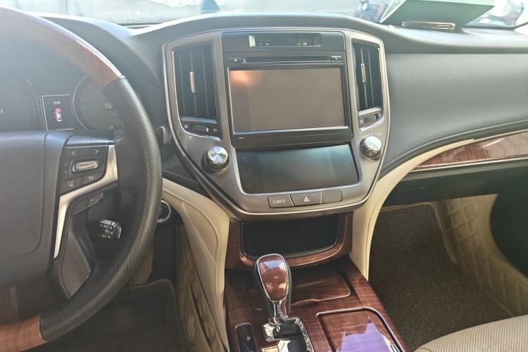 Used Toyota Crown 2015 2.5L Fashion Limited Edition Center Console