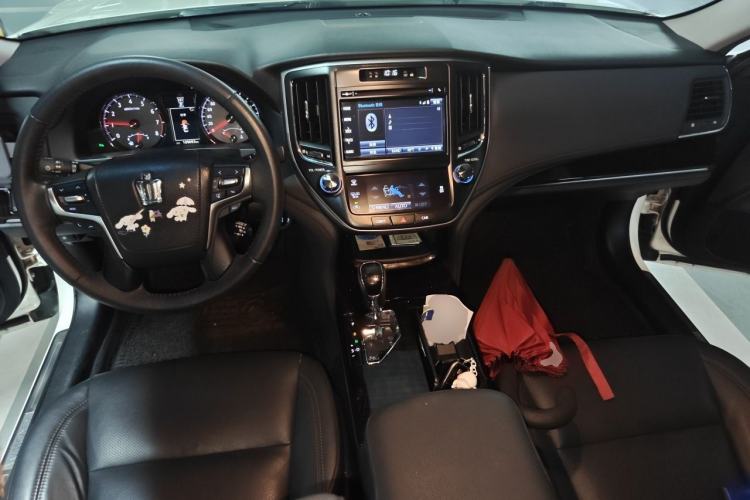 Used Toyota Crown 2015 2.5L Smart Edition Center Console