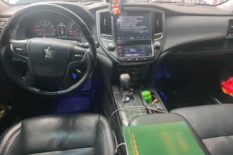 Used Toyota Crown 2015 2.0T Elite Edition Center Console