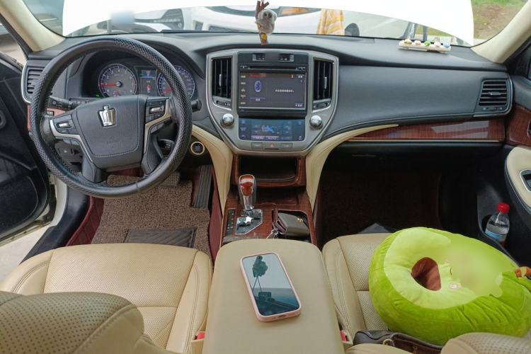Used Toyota Crown 2015 2.0T Fashion Edition Center Console