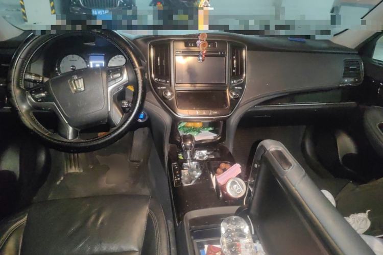 Used Toyota Crown 2015 2.0T Fashion Edition Center Console