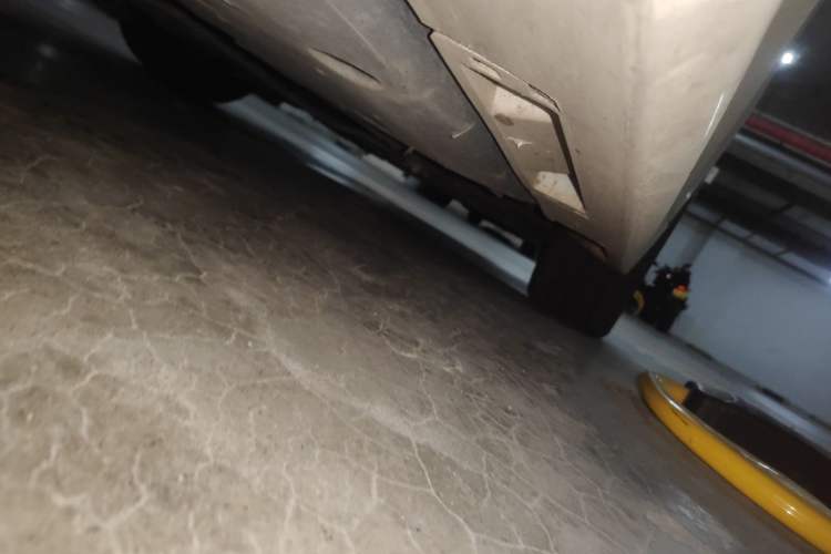 Used Toyota Crown 2015 2.0T Fashion Edition Chassis Front Right