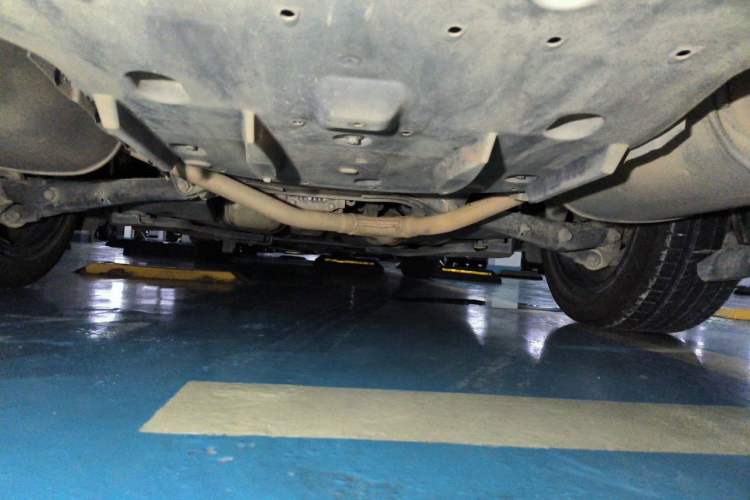 Used Toyota Crown 2015 2.0T Fashion Edition Chassis Rear