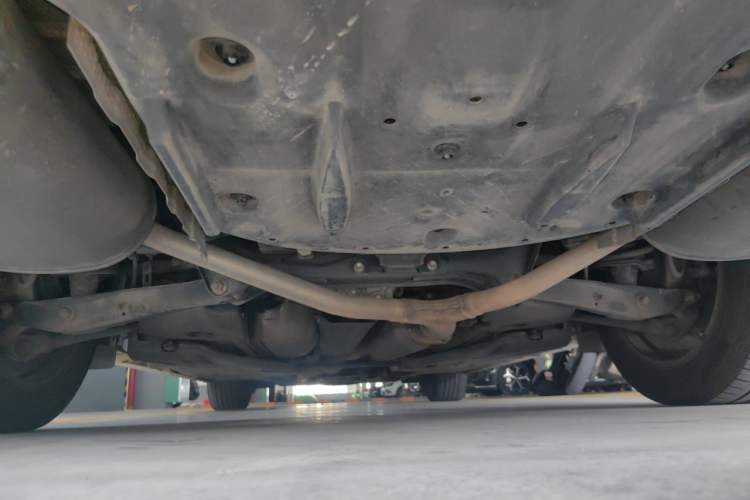 Used Toyota Crown 2015 2.0T Fashion Edition Chassis Rear