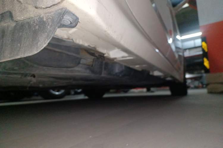 Used Toyota Crown 2015 2.0T Fashion Edition Chassis Rear Right