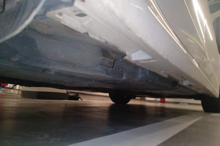 Used Toyota Crown 2015 2.0T Pioneer Edition Chassis Rear Right