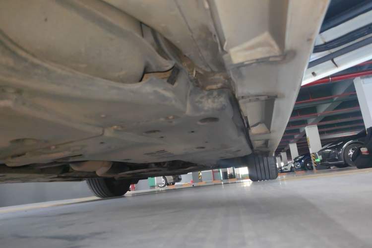 Used Toyota Crown 2015 2.0T Fashion Edition Chassis Rear Right