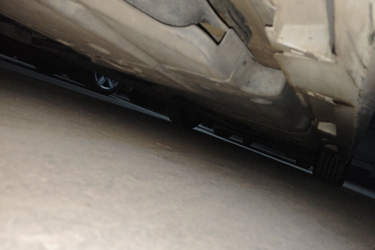 Used Toyota Crown 2015 2.0T Pioneer Edition Chassis Rear Right