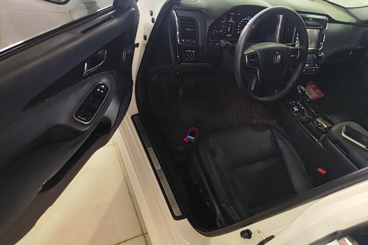 Used Toyota Crown 2015 2.0T Fashion Edition Driver Seat