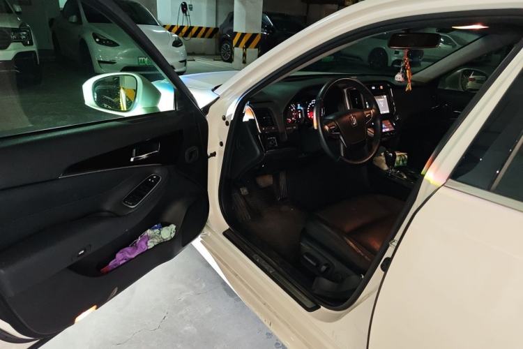Used Toyota Crown 2015 2.5L Smart Edition Driver Seat