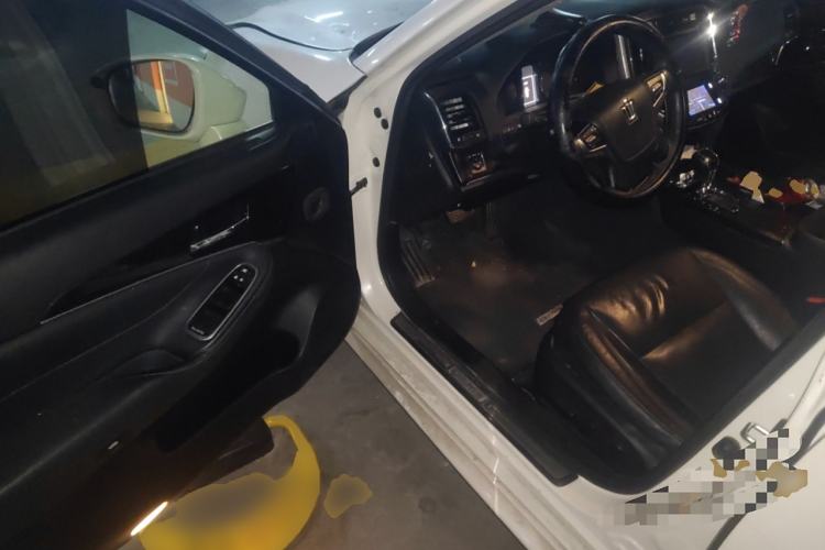 Used Toyota Crown 2015 2.0T Fashion Edition Driver Seat