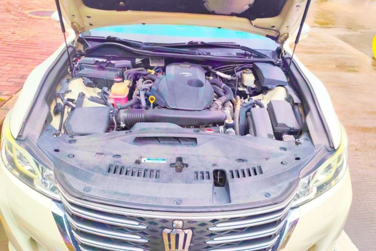 Used Toyota Crown 2015 2.0T Fashion Edition Engine Bay