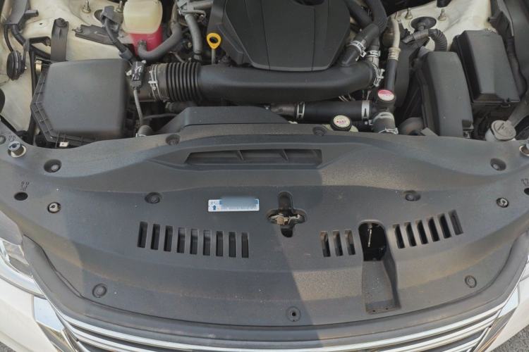 Used Toyota Crown 2015 2.0T Fashion Edition Engine Bay