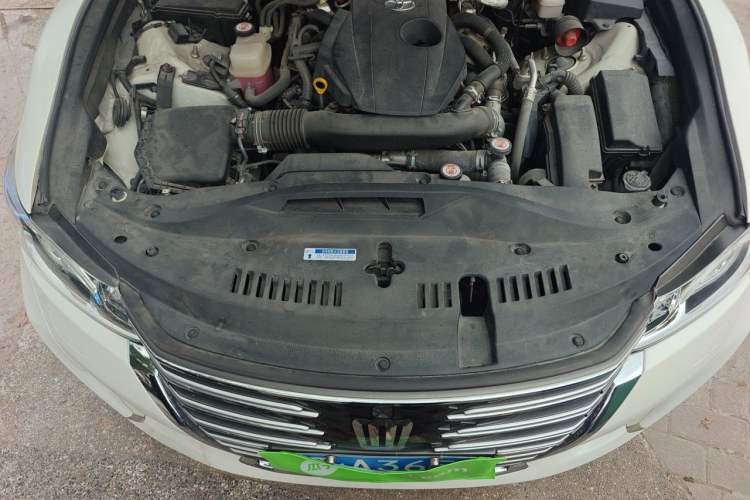 Used Toyota Crown 2015 2.0T Fashion Edition Engine Bay