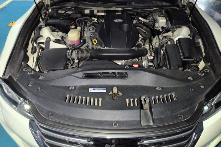 Used Toyota Crown 2015 2.0T Fashion Edition Engine Bay