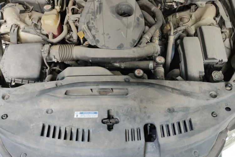 Used Toyota Crown 2015 2.0T Fashion Edition Engine Bay