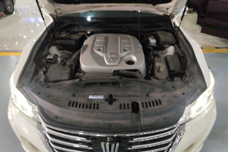 Used Toyota Crown 2015 2.5L Elite Edition Engine Bay