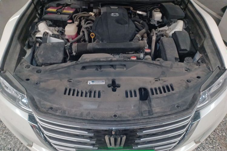 Used Toyota Crown 2015 2.0T Pioneer Edition Engine Bay