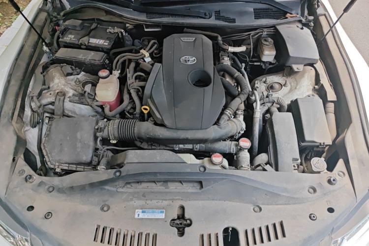 Used Toyota Crown 2015 2.0T Fashion Edition Engine Bay