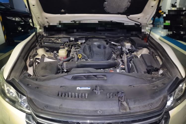 Used Toyota Crown 2015 2.0T Fashion Edition Engine Bay