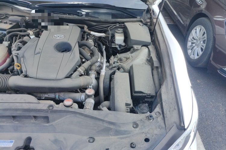 Used Toyota Crown 2015 2.0T Fashion Edition Engine Bay Left