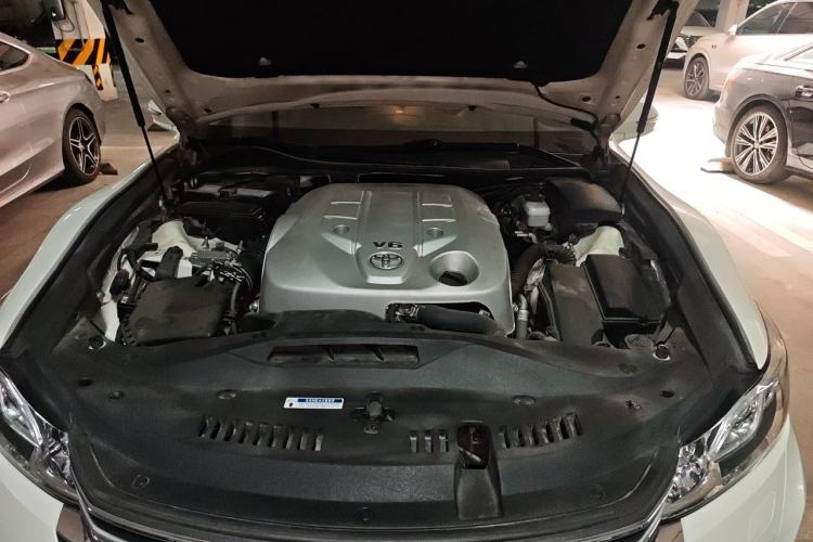 Used Toyota Crown 2015 2.5L Smart Edition Engine Bay