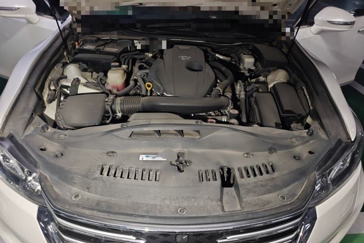 Used Toyota Crown 2015 2.0T Fashion Edition Engine Bay