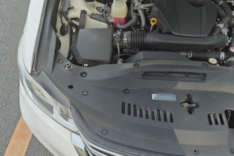 Used Toyota Crown 2015 2.0T Fashion Edition Engine Bay Right